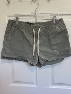 Vuori Vintage Ripstop Short